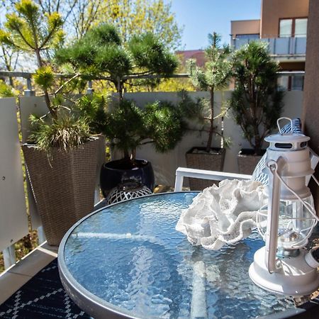 Apartament Seashell Kolobrzeg Bocianie Gniazdo Экстерьер фото
